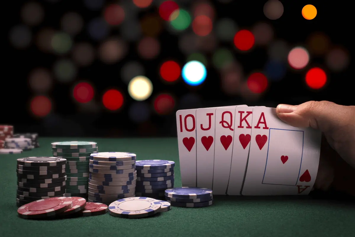 Golden Crown Poker